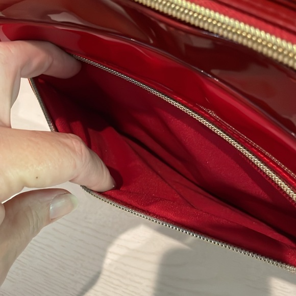 Estee Lauder Red Faux Patent Zip Up Make-Up Cosmetic Travel Vanity Case - Picture 6 of 8